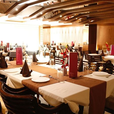 Oyo-22953酒店住房 瓜廖尔 外观 照片