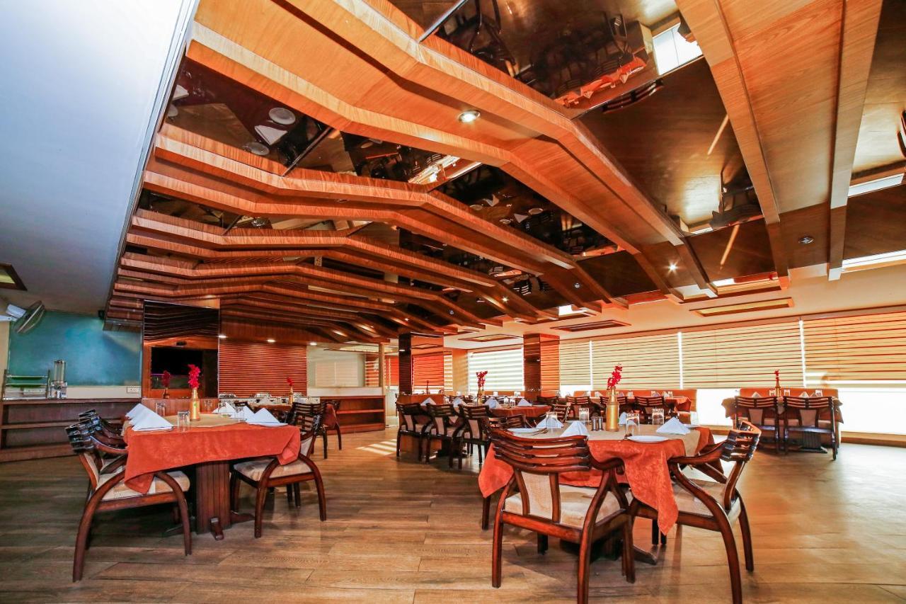 Oyo-22953酒店住房 瓜廖尔 外观 照片